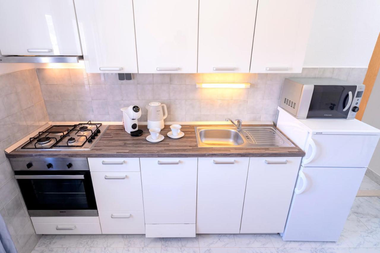 Apartments Bodlovic - Zf Hvar Đảo Hvar Ngoại thất bức ảnh